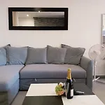 Апартаменти Sweet Paraiso Sol Da Rocha Портіман